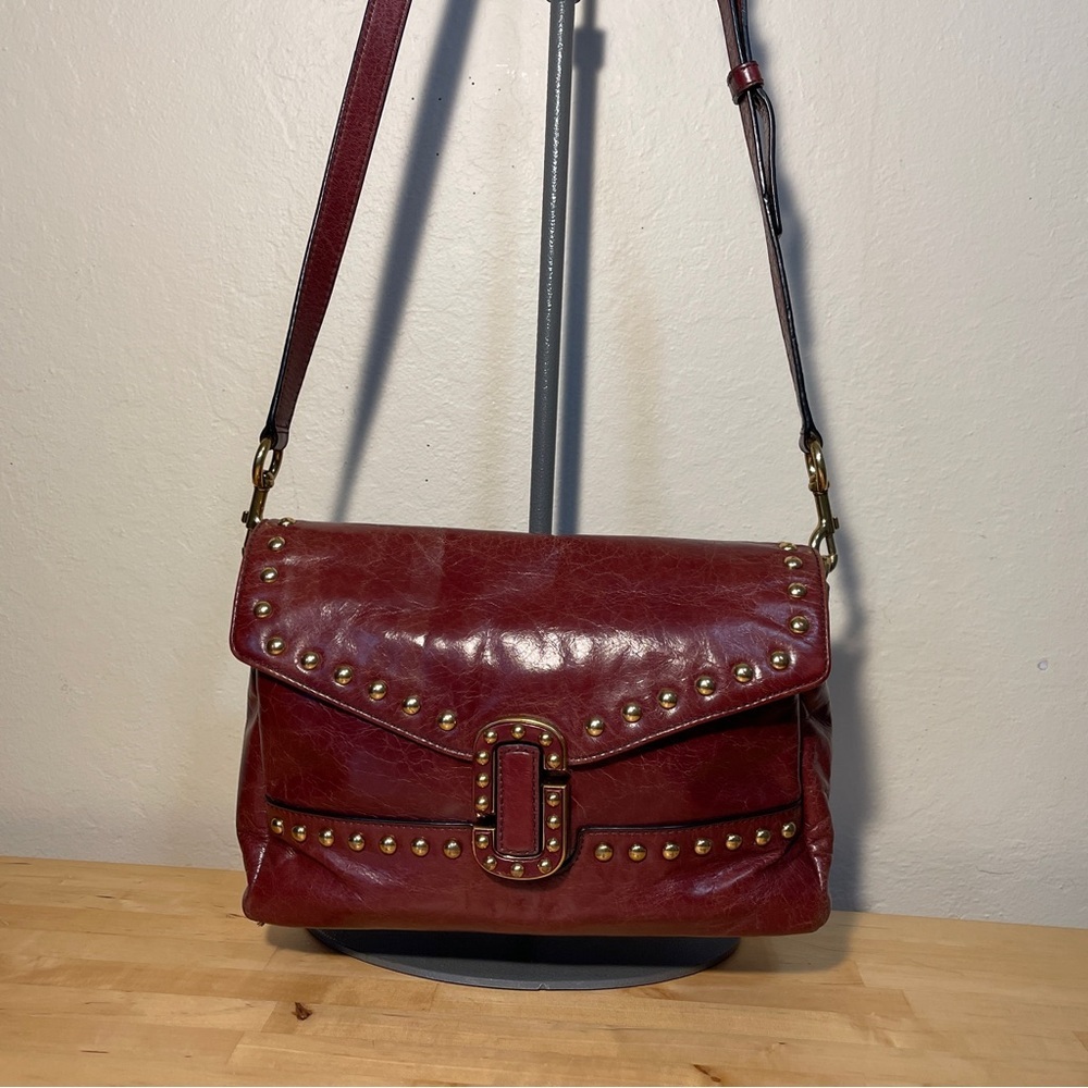 The Marc Jacobs Red Leather Studded Envelope Crossbody Bag - Picture 1 of 15